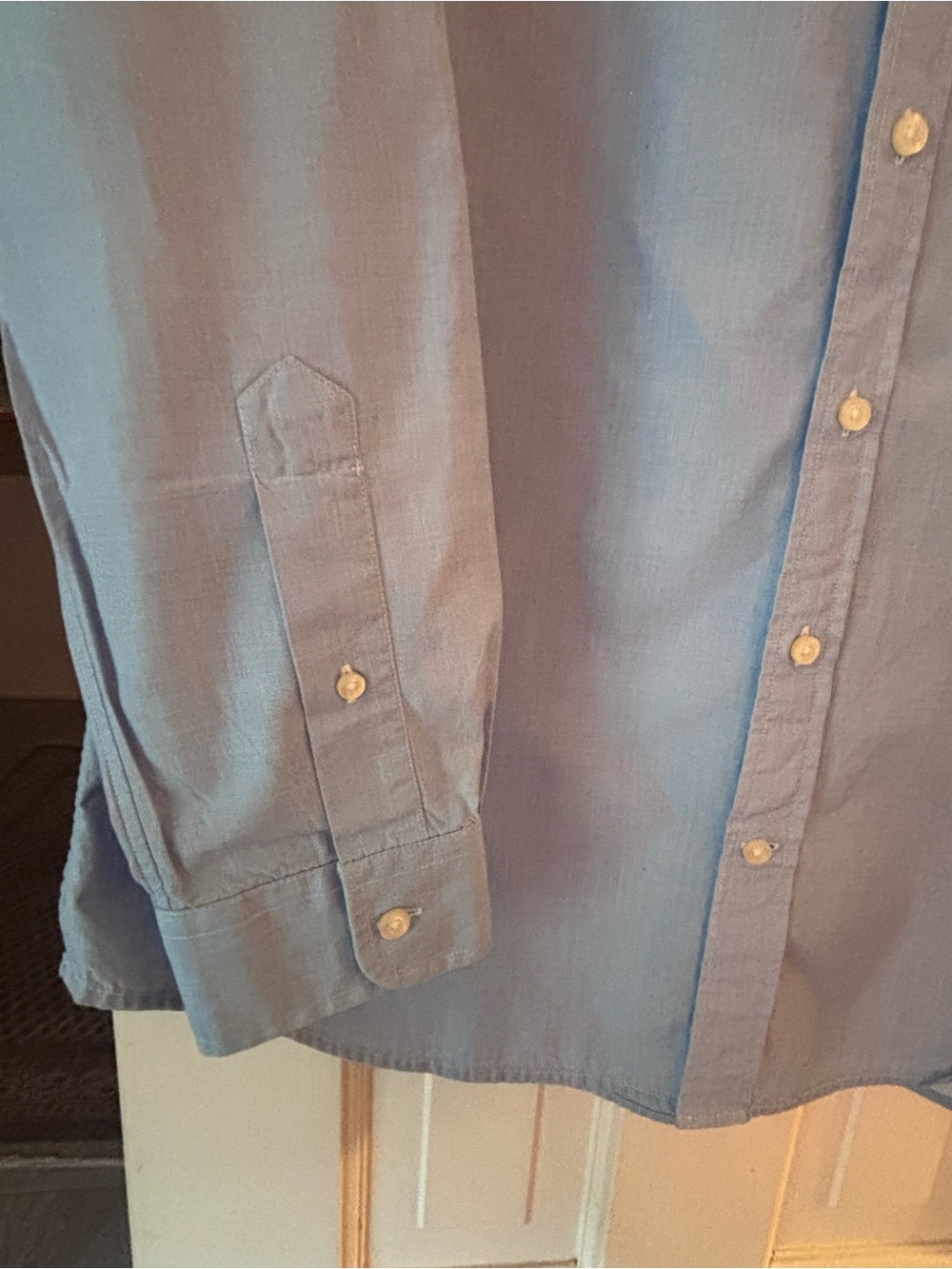 Vineyard Vines Slim-Fit; Light Blue Men’s Button-Down Shirt w/Whale Pocket Logo - Picture 4 of 5